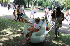 Zanimal Le Carrousel Eclate 12 * 6240 x 4160 * (8.14MB)